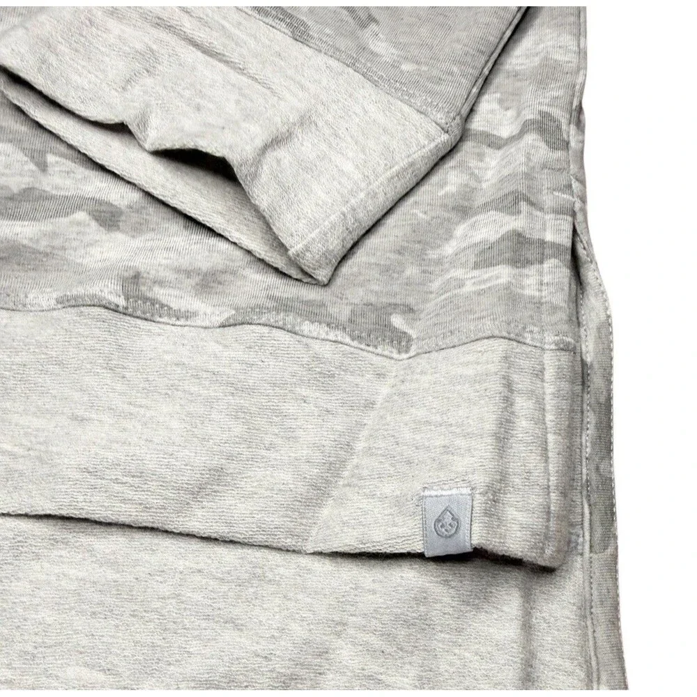 Tasc Performance Womens Heavy T-shirt Grey Camo Bamboo Organic Cotton Sz M